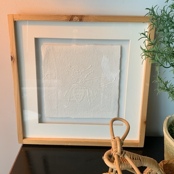 Threshold Pressed Paper Botanical Wall Art and bee set of‎ two wooden - Picture 14 of 15